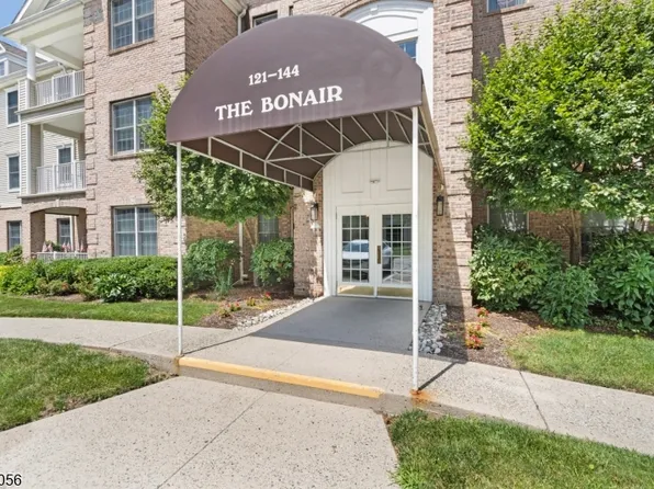 138 Ridgeview Ln #138, Mount Arlington Boro, NJ 07856