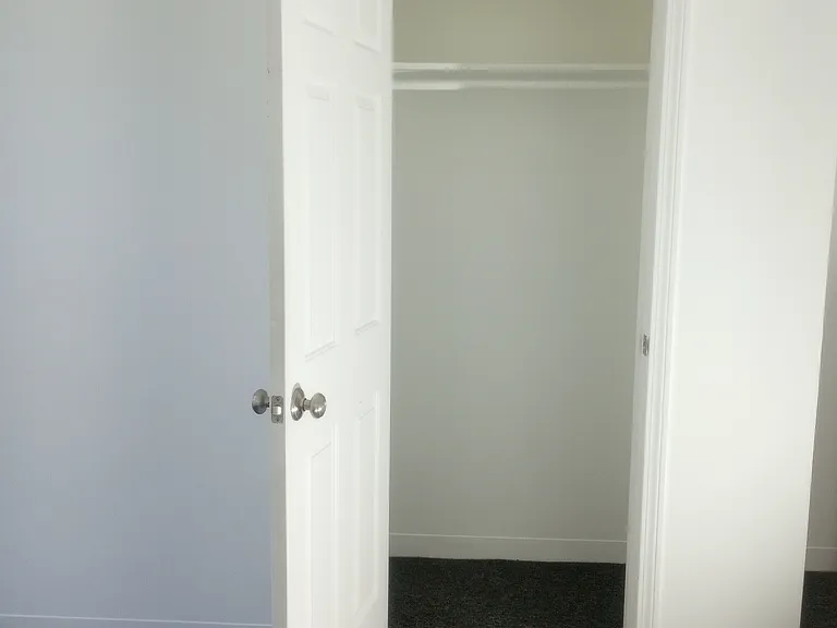 138 Laurel Hill Ave #2 — Photo 12