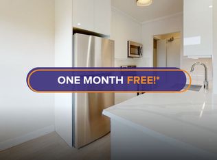 718 Lawrence Rd #204, Hamilton, ON L8K1Z6