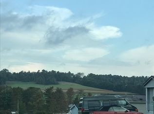 312 Seabrook Dr, Indiana, PA 15701