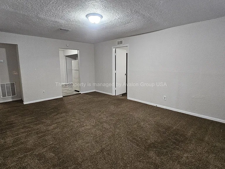9658 Gibson Ave — Photo 3