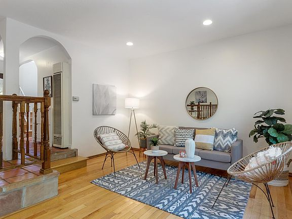 2nd image of 113 Madeline Dr APT 4
