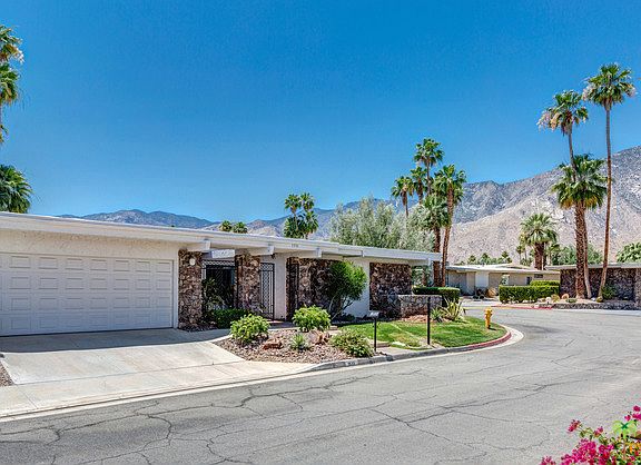 2nd image of 1533 E Canyon Estates Dr