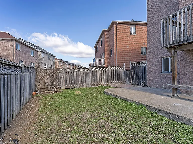 99 Dells Cres — Photo 38