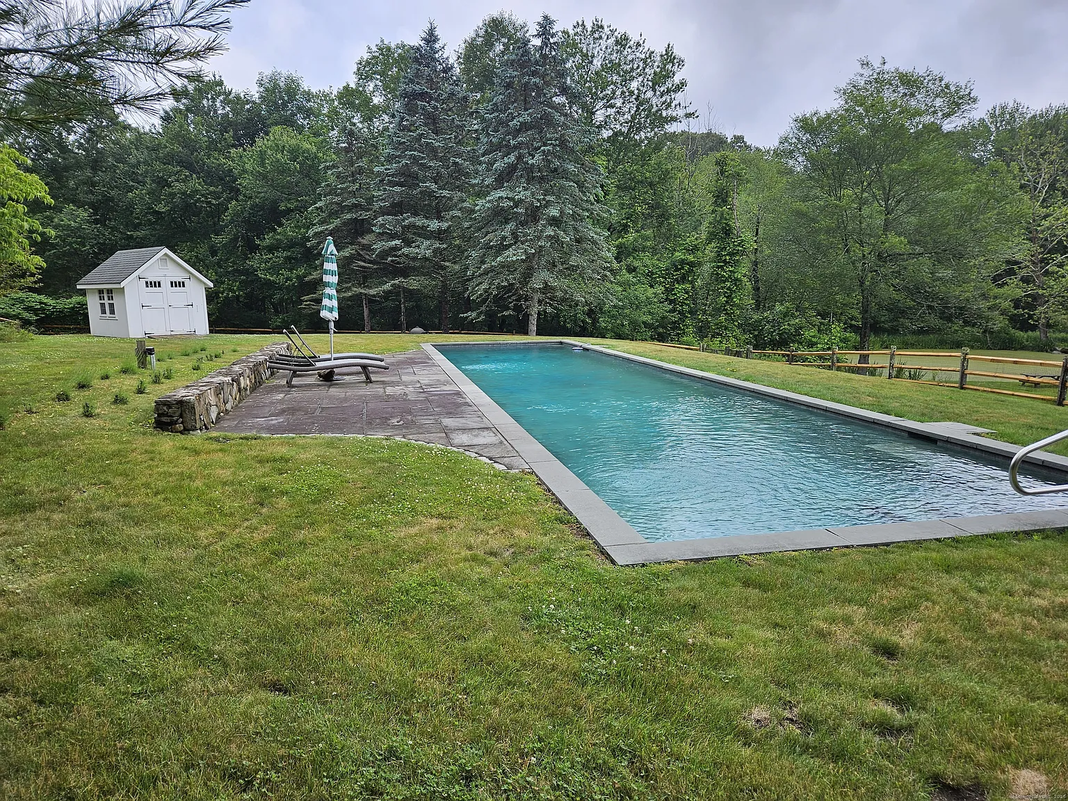 4 bed, 2.5 bath, 3089 sqft, $16,500 — Photo 3