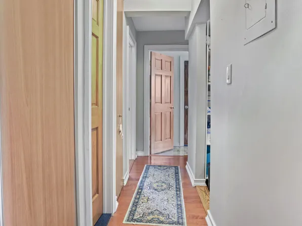 1075 Sheepshead Bay Road image 13 of 32