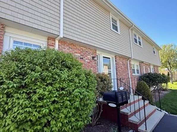 125 Pleasant St #1, Norwood, MA 02062