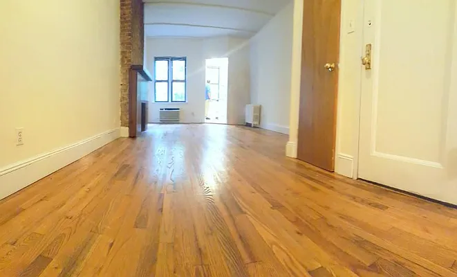 Rented by HOME RESIDENTIAL LLC | media 23