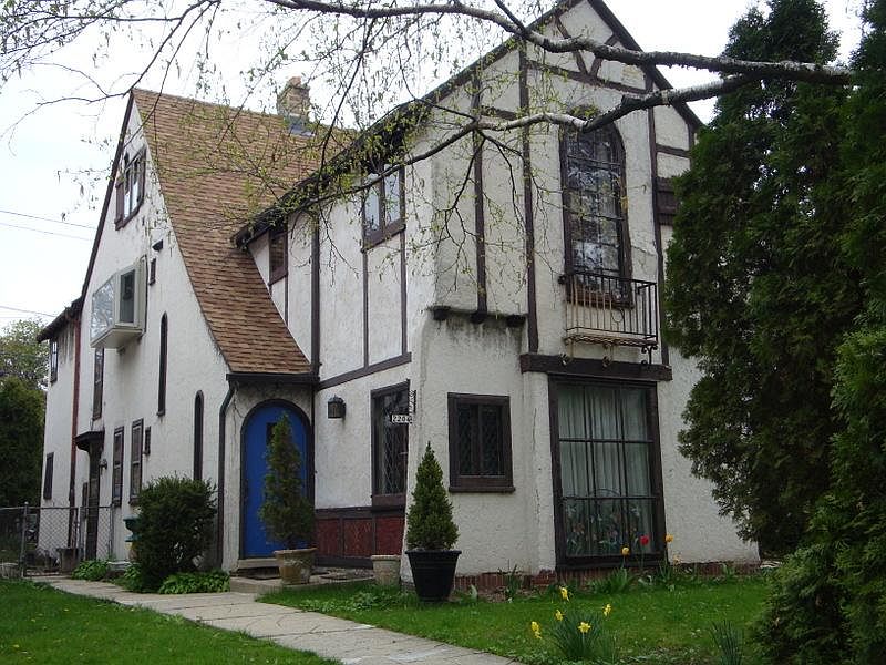 1st image of 2204-2206 E Stratford Ct