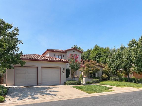 2nd image of 925 Tuscan Ln