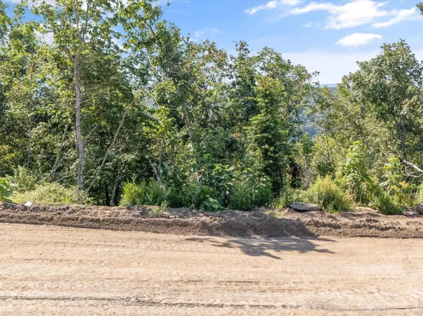 LOT 105 Sommet Rdg E, Tazewell, TN 37879
