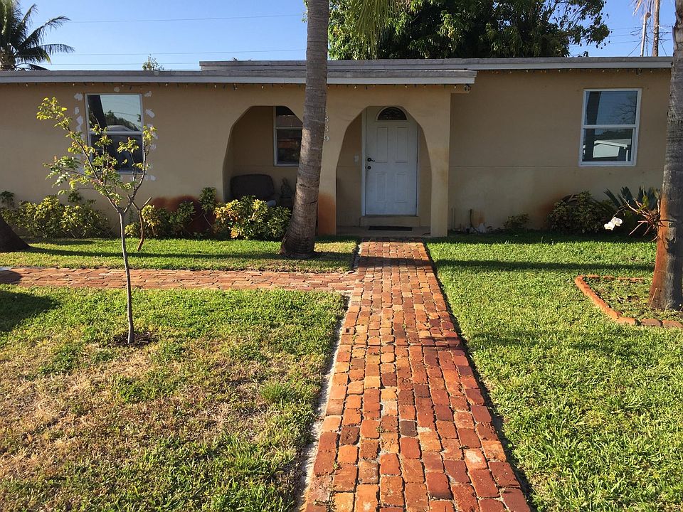 1st image of 1839 NE 49th Ct
