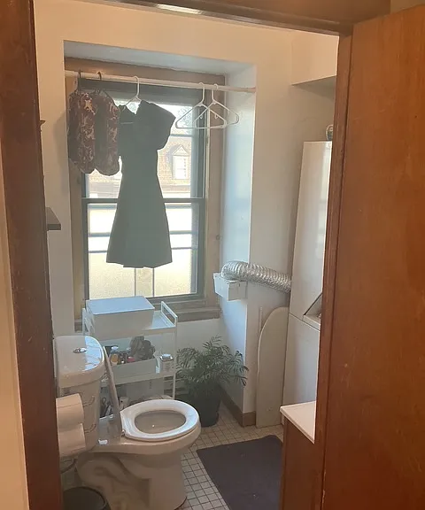FRONT BATHROOM WASHROOM