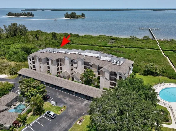 6240 Mirror Lake Dr APT 402, Sebastian, FL 32958