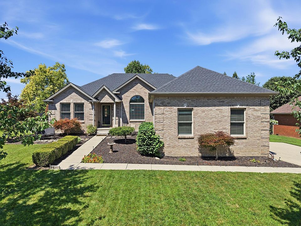 1st image of 1080 Bay Colony Dr