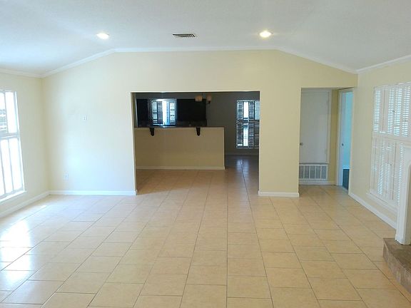 3rd image of 5206 Royalton Dr