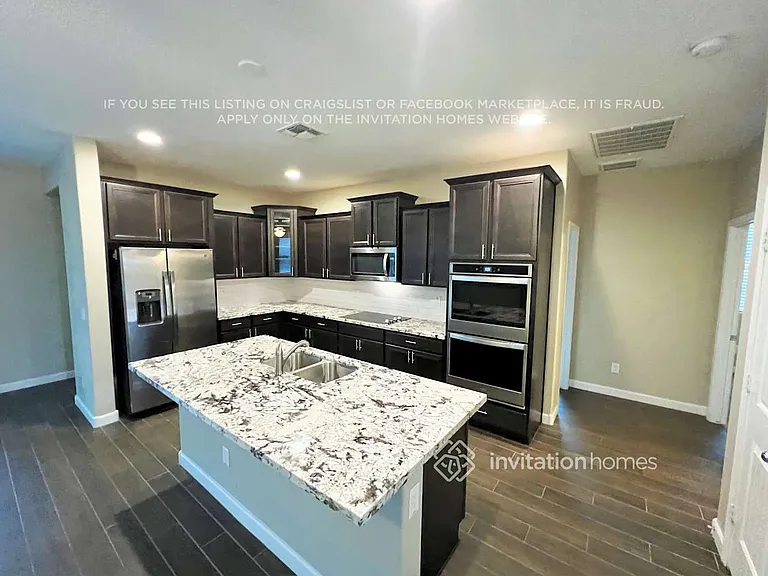 17917 W Tina Ln — Photo 4