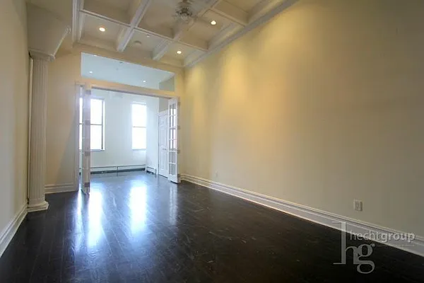 Rented by Hecht Group | media 22