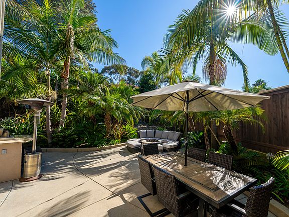 3rd image of 5207 Ocean Breeze Ct