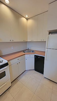 3rd image of 28-35 49th St #2F