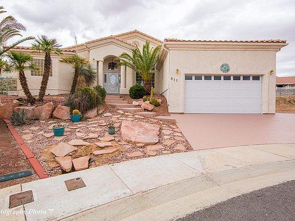 3rd image of 811 Palomino Cir