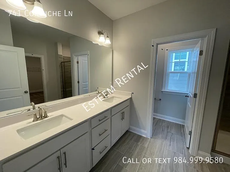 741 Cormiche Ln — Photo 17