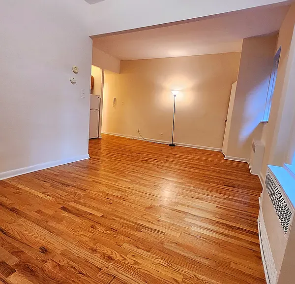 300 W 106th St #48 — Photo 2