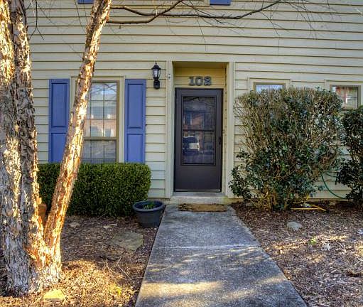 2nd image of 102 Ladbrook Ln