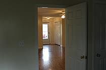 4th image of 157 Ball St