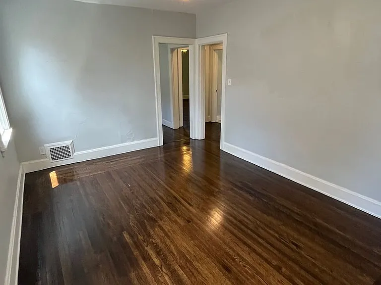 682 Greenwood Ave — Photo 11