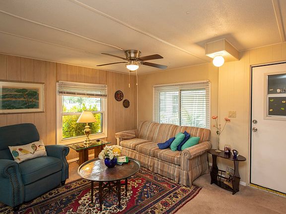 3rd image of 133 Montreal Cir