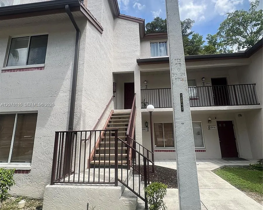 13914 SW 91st Ter #13914