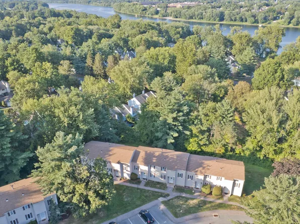 96 Spring Lane #96, Suffield, CT 06078