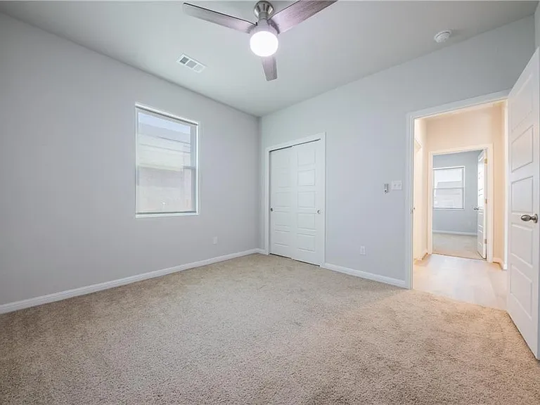 204 Cold Spring Loop — Photo 13