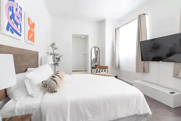 Rented by Kole Group | media 6