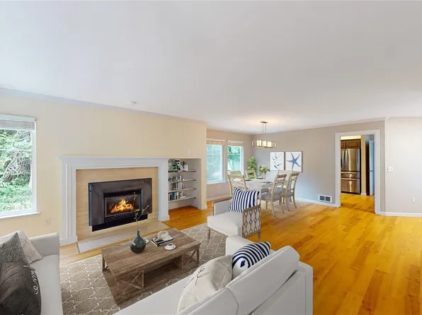 50 S Chandler Court #C, Port Ludlow, WA 98365
