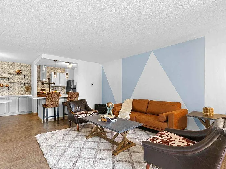 2281 S Vaughn Way #201A — Photo 11