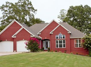 107 Skyline Dr, Russellville, AL 35653