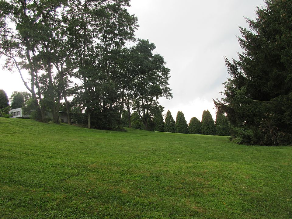 2nd image of 214 Watters Station Rd