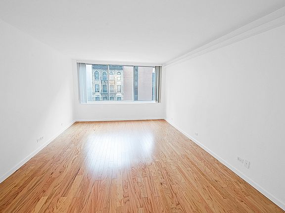 3rd image of 220 E 65th St APT 6E