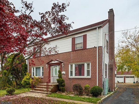 3rd image of 243 Eppirt St