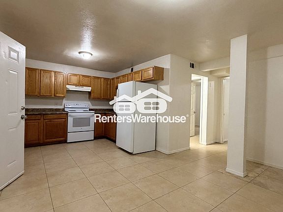 2nd image of 325 S Pioneer #327L