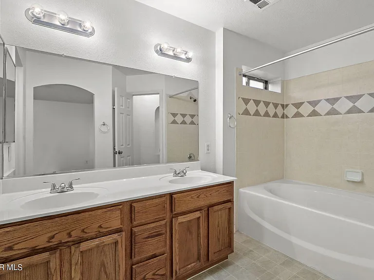 1476 Luz De Sol Dr — Photo 33