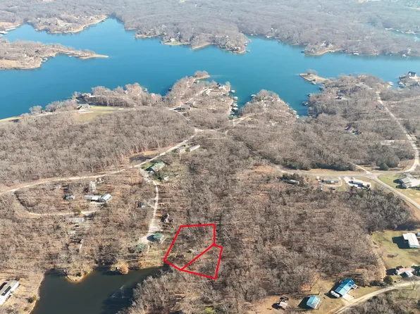 1041 Doe Skin Ct, Keytesville, MO 65261