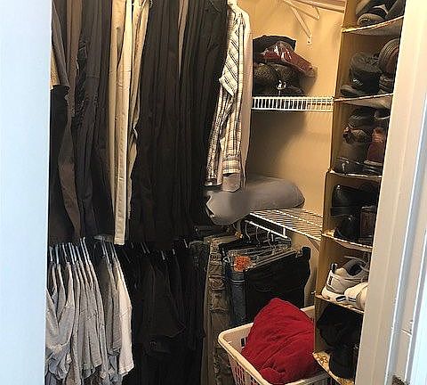 Walk in closet in MBR