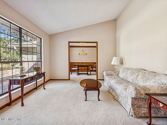 5th image of 4344 ST ALBANS Drive