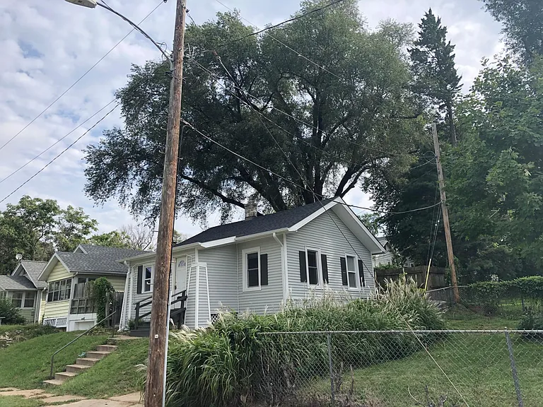 3111 N 48th Ave — Photo 12