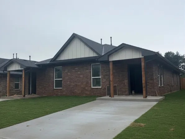 2328 NW 122nd Pl Unit 2, Oklahoma City, OK 73170