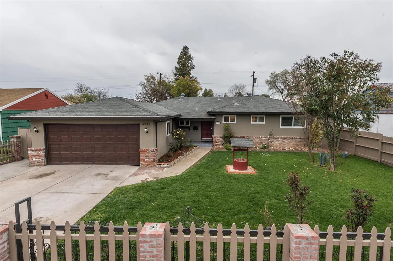 6045 Sampson Blvd photo 1