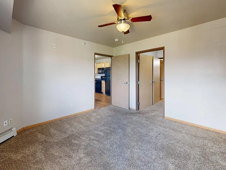 Roosevelt West Apartments — Photo 7